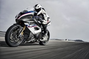 P90254392 lowRes bmw-hp4-race-04-2017